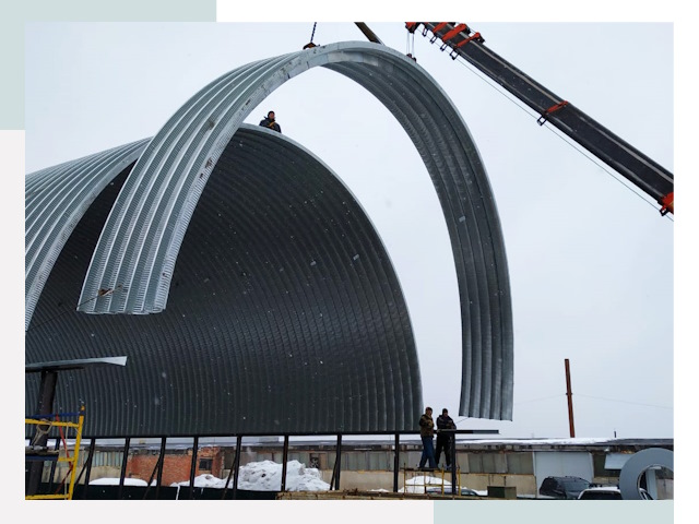 Полукруглые ангары в Петропавловске-Камчатском